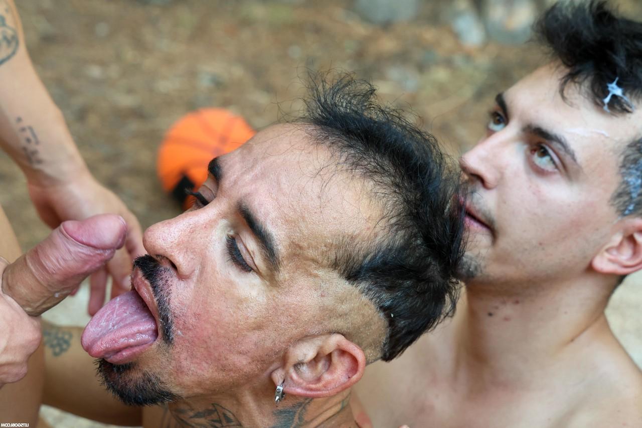 20P Insatiable swinger wives getting involved in a wild anal outdoor orgy