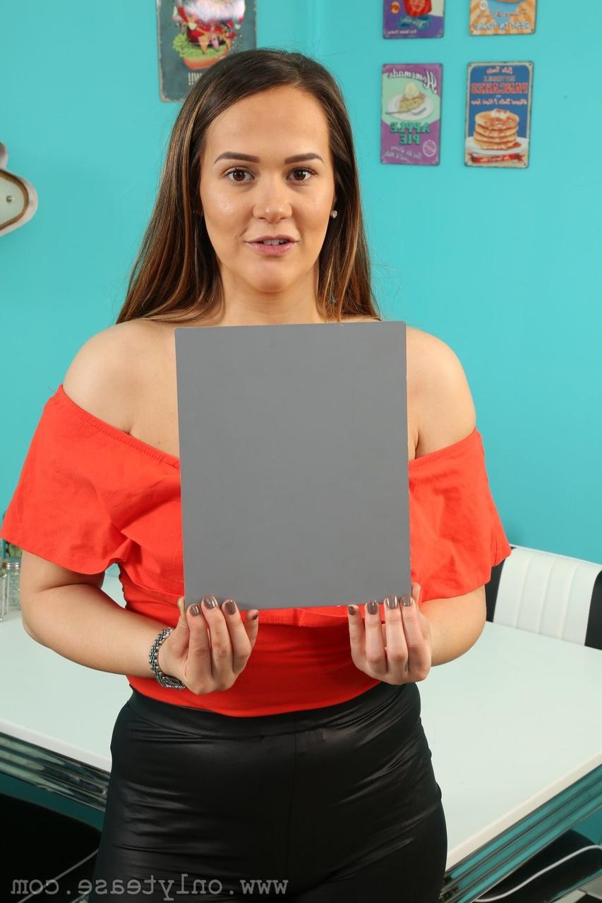 20P Only Tease 