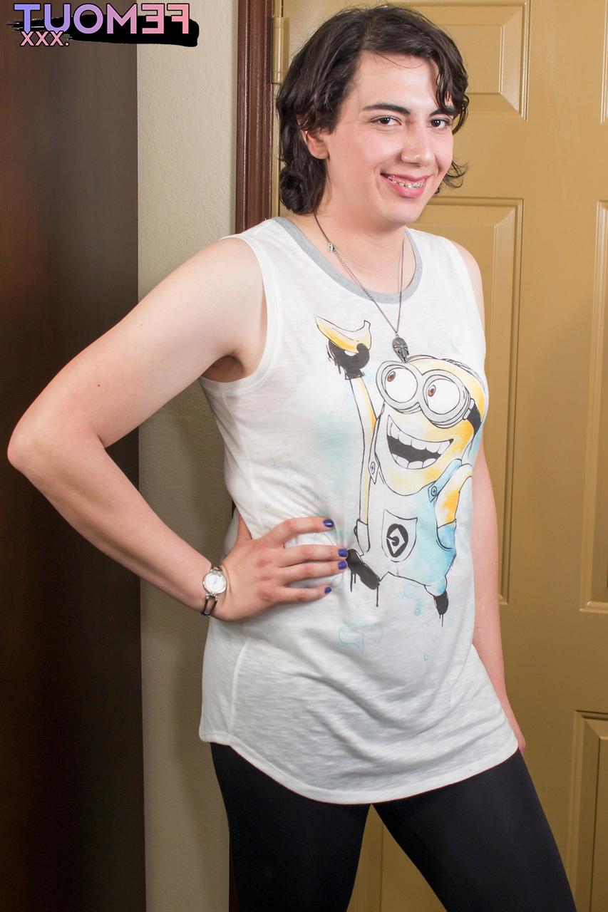 16P Femout XXX Leia Luna