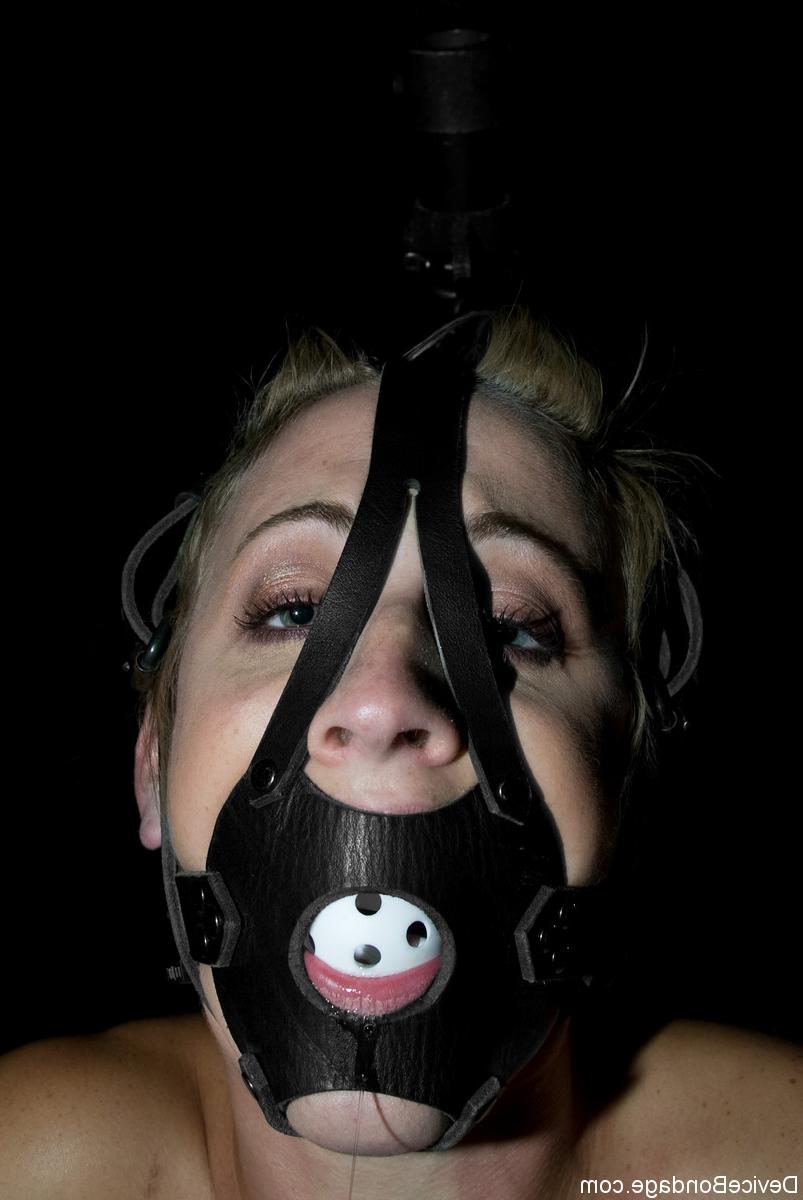 20P Blonde babe Dylan Ryan endures corporal punishment while naked in bondage