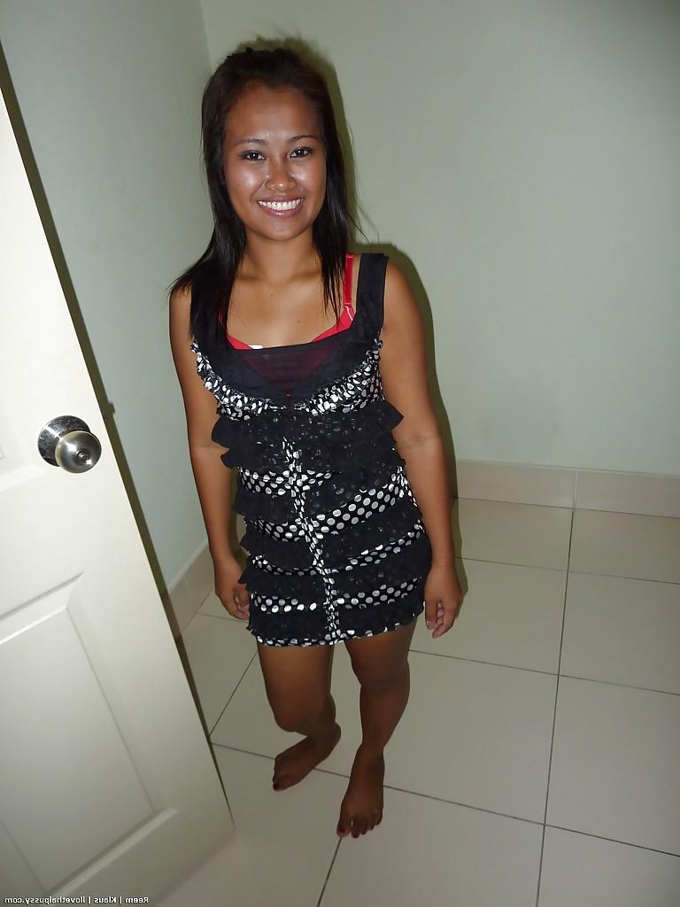 13P Clothed Thai barmaid Reem taking shower after sucking and fucking Farang
