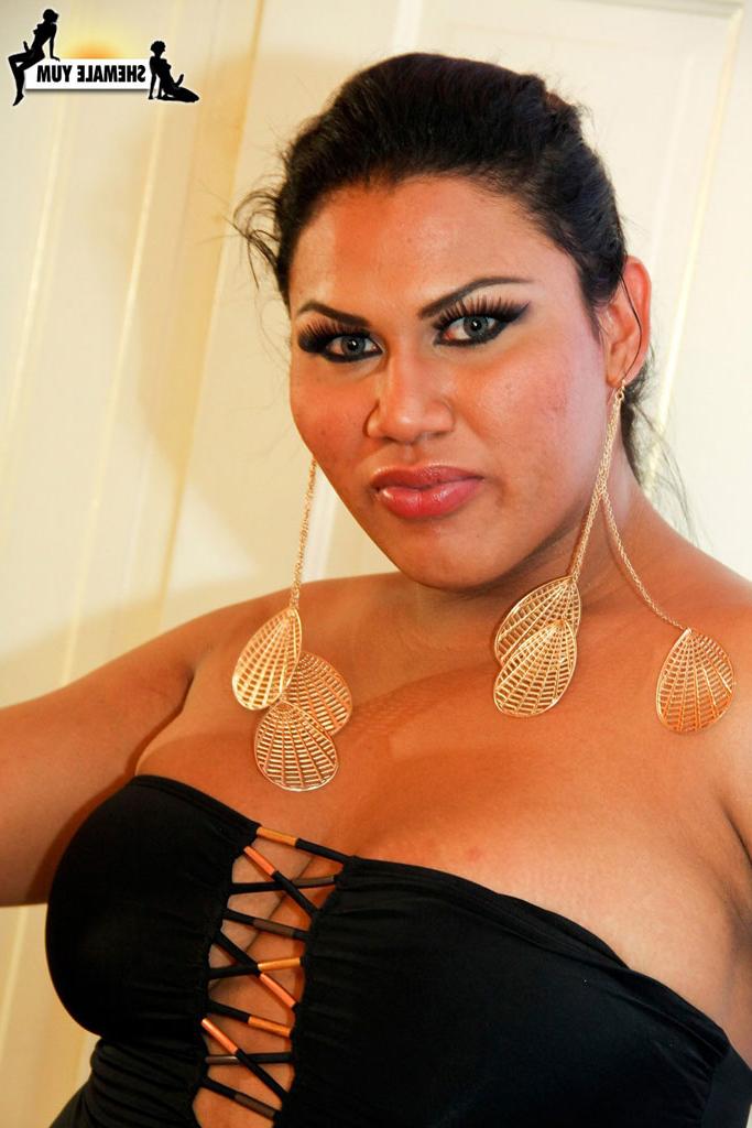15P Grooby Girls Naked Images