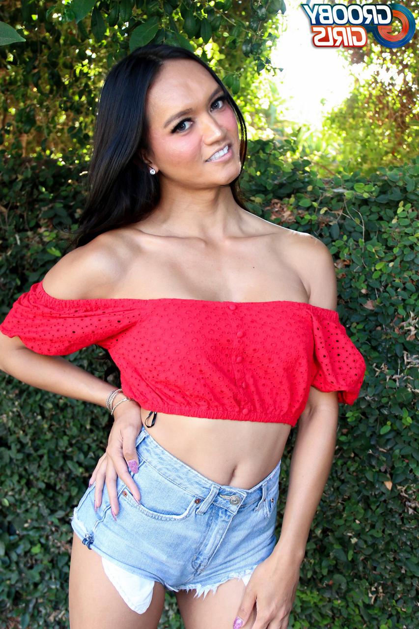 16P Grooby Girls Andrea Zhay, Soldier Boi