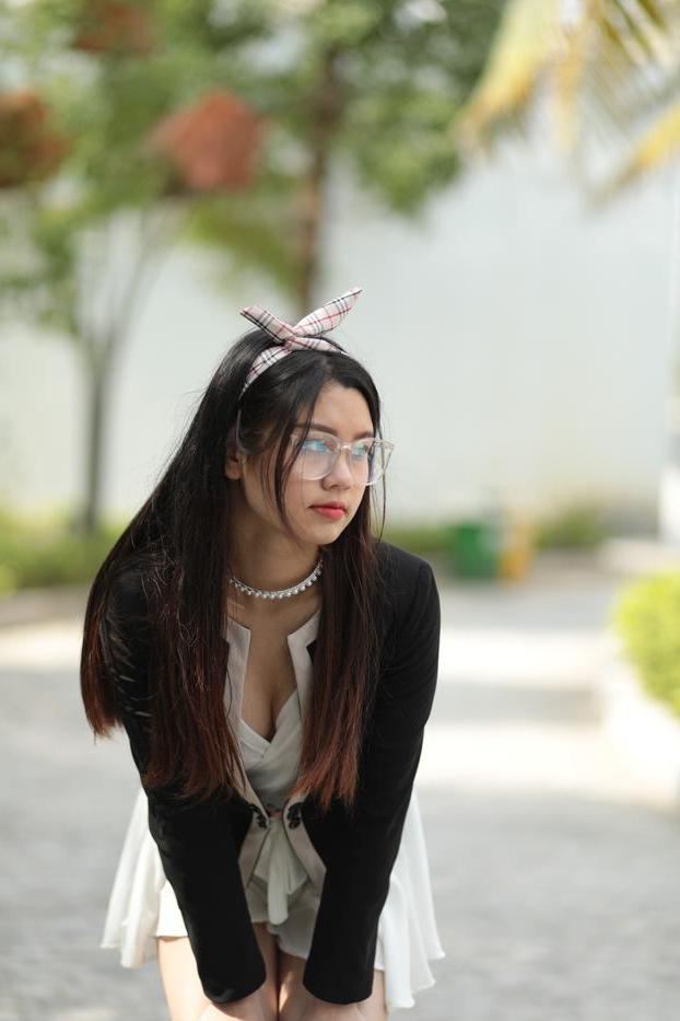 20P Beautiful Asian babe with glasses Natalia posing in her cute outfit in public