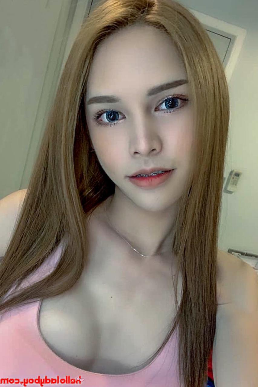 10P Hello Ladyboy Ladyboy Kitty