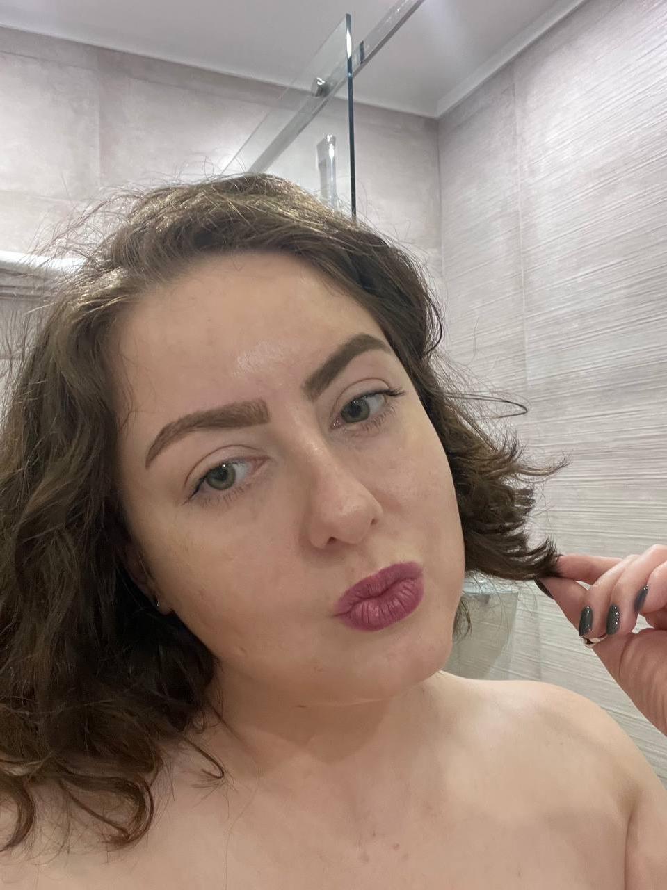 10P Kristi KKK, la grosse d'OnlyFans, expose ses courbes meurtrières sous la douche