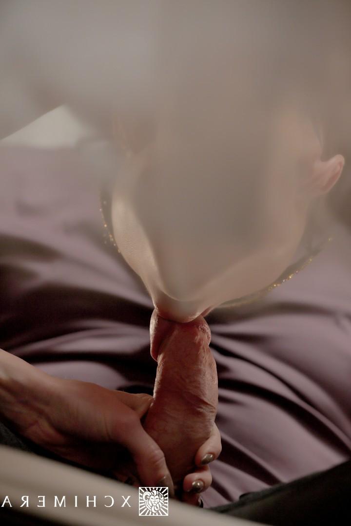 18P Masked ballerina in tutu Jessica X enjoys beautiful sex in amazing poses