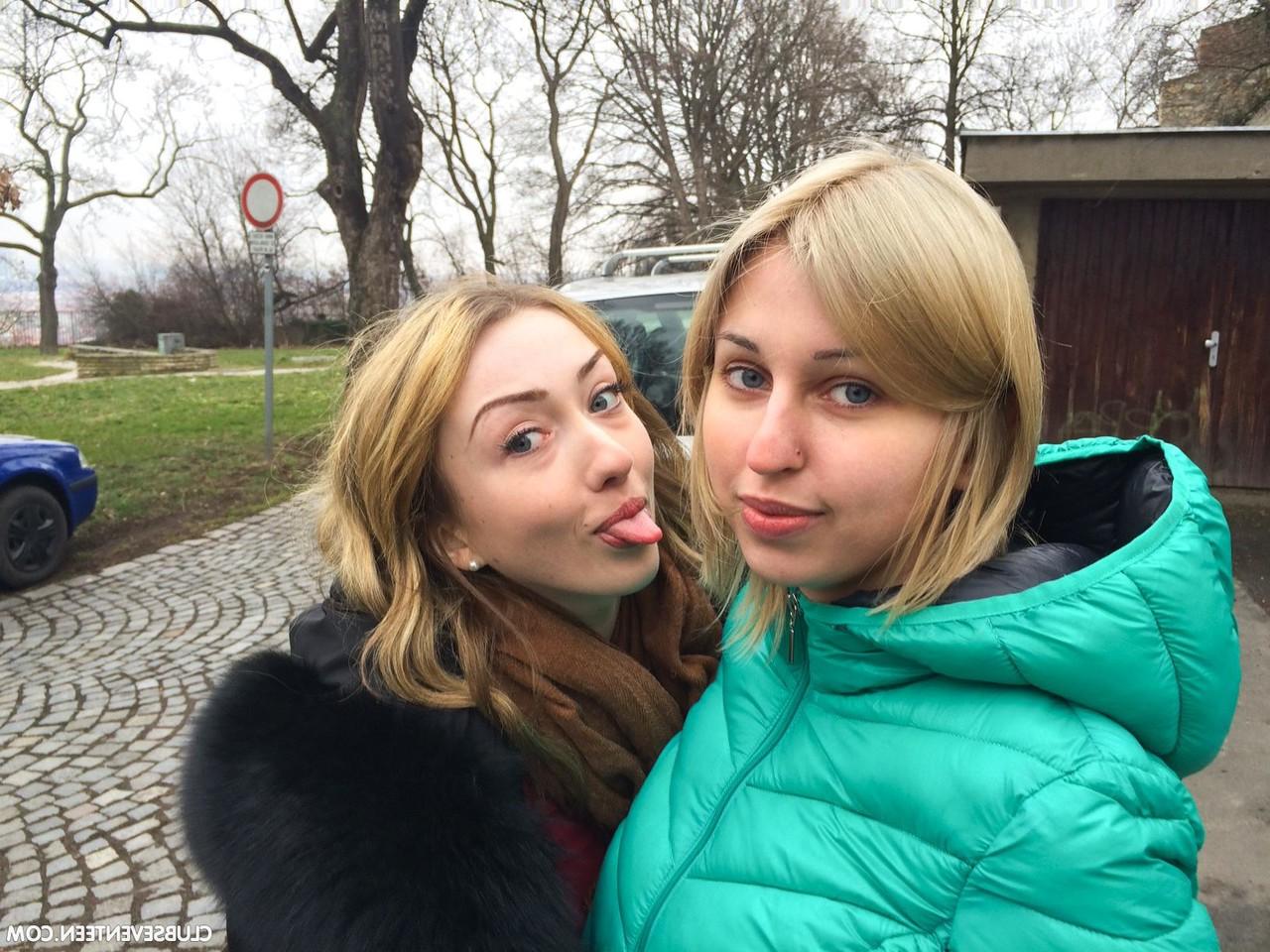 20P As garotas européias gostosas Ellen H e Vlada B flertam com seu colega no casting
