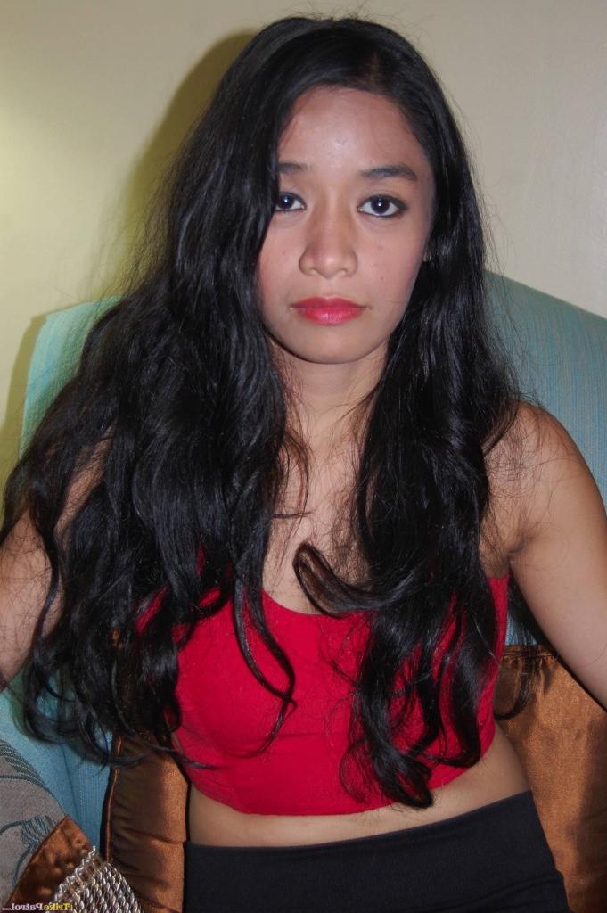 17P Charming amateur Filipina babe Alexis blowing cock & showing off her Asian ass