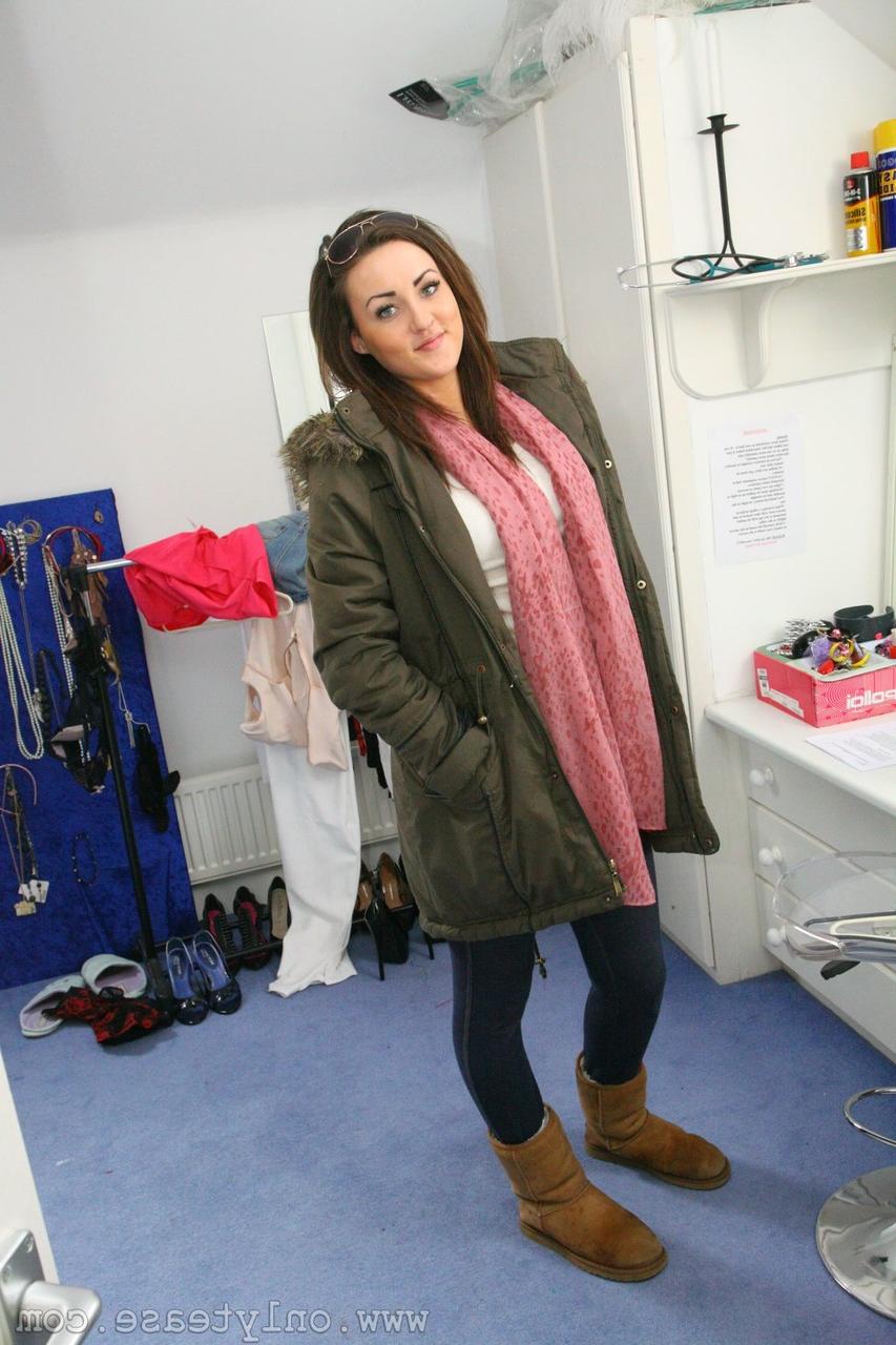 20P Only Tease Melissa Mendiny