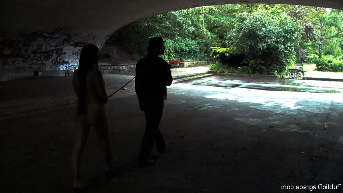 20P Public Disgrace Angelica Heart, Harmony, Zenza Raggi