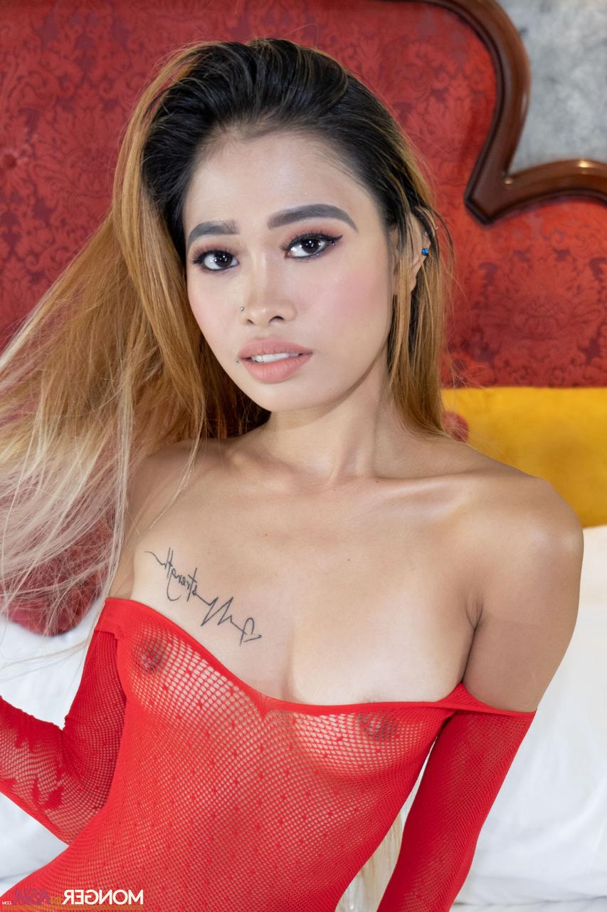 20P Cute slender Filipina babe Natasha exposes her hot twat and titties in a solo