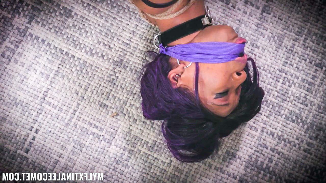 20P Kinky ébano Cupcake Sinclair é amarrado e punido por MILF Tina Lee Comet
