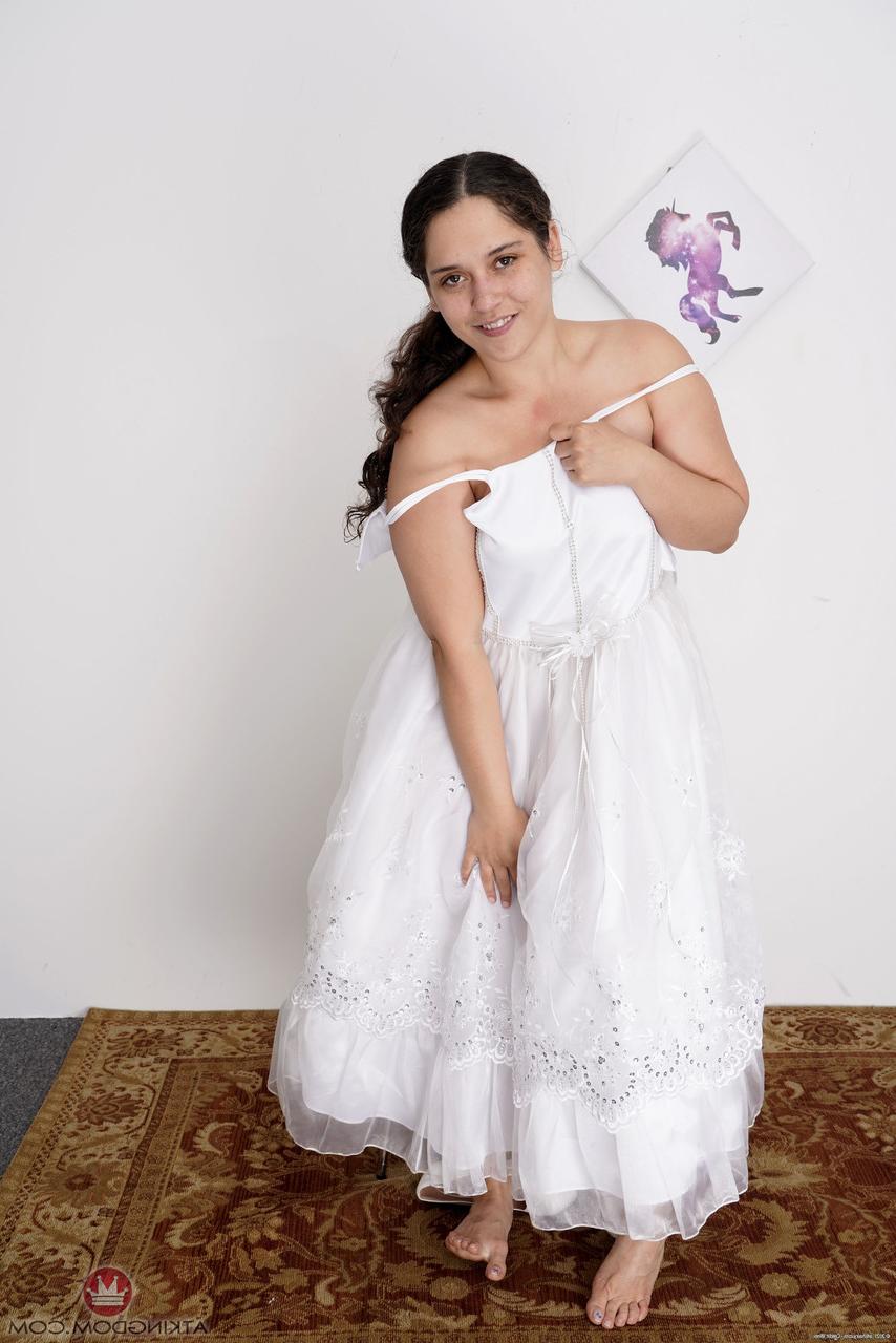 20P Chubby bride Ziggy Star doffs her wedding dress and spreads her hairy pussy