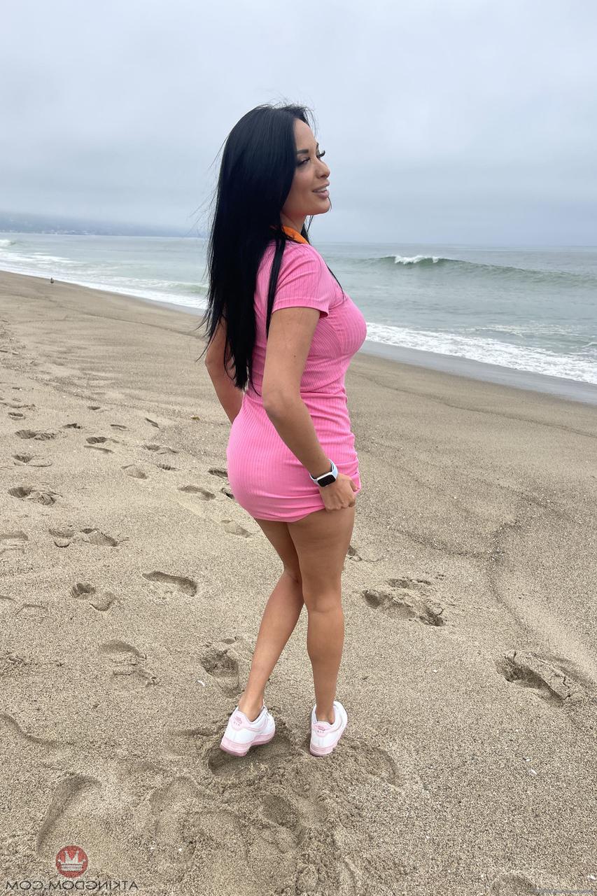 20P ATK Galleria Anissa Kate