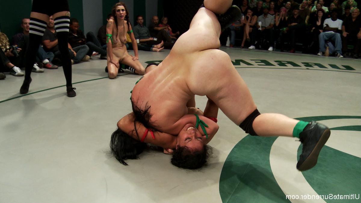 20P Ultimate Surrender Bryn Blayne, DragonLily, Izamar Gutierrez, Katie Summers, Mis