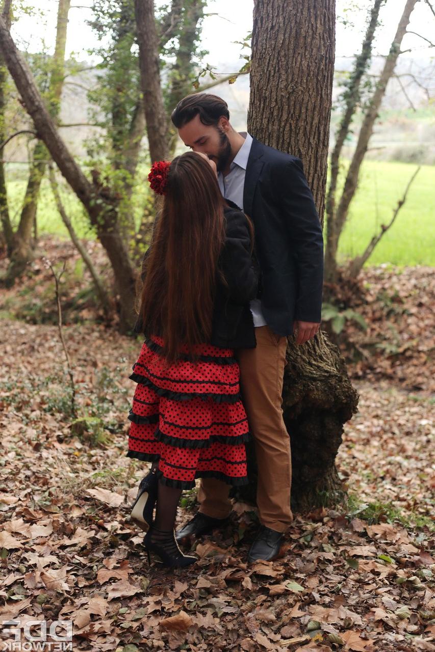 17P Flamenco dancer Stacy Snake goes pussy to mouth after sex in the woods