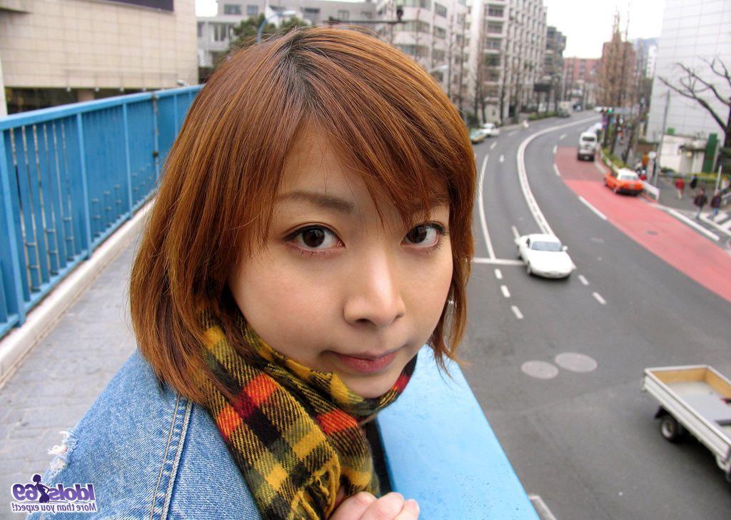 16P Japanese redhead Kyoko gets totally naked for a bath after roaming the streets