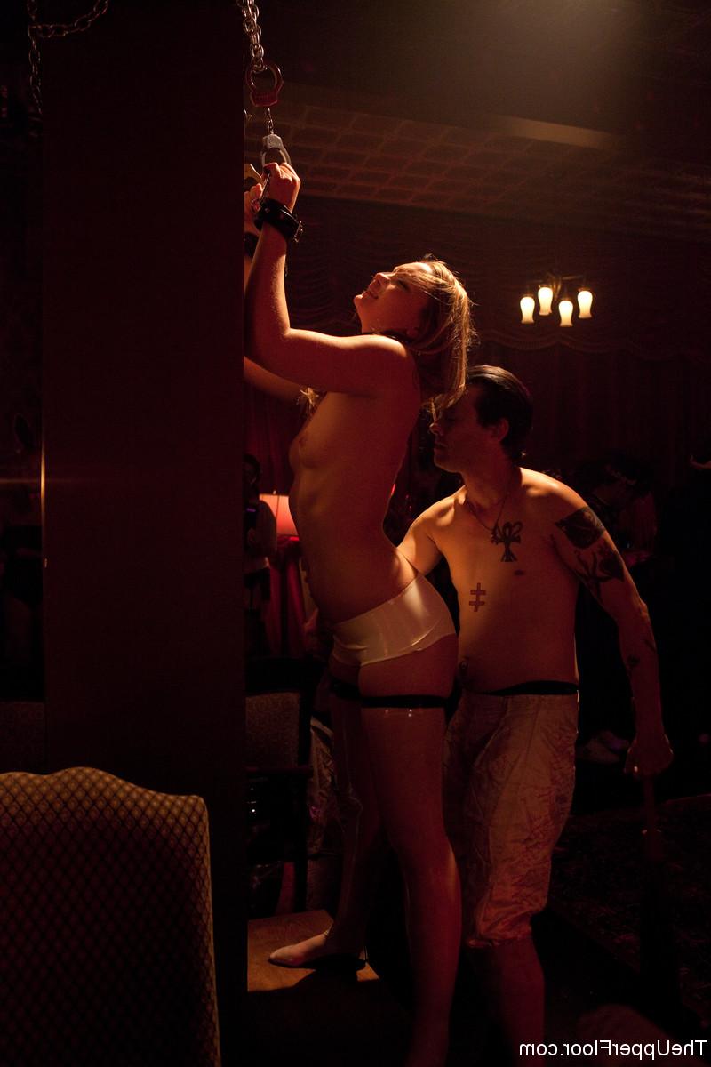 20P O Andar Superior Dana Vixen, Emma Haize, Iona Grace, Kait Snow, Maestro, Wolf Hud