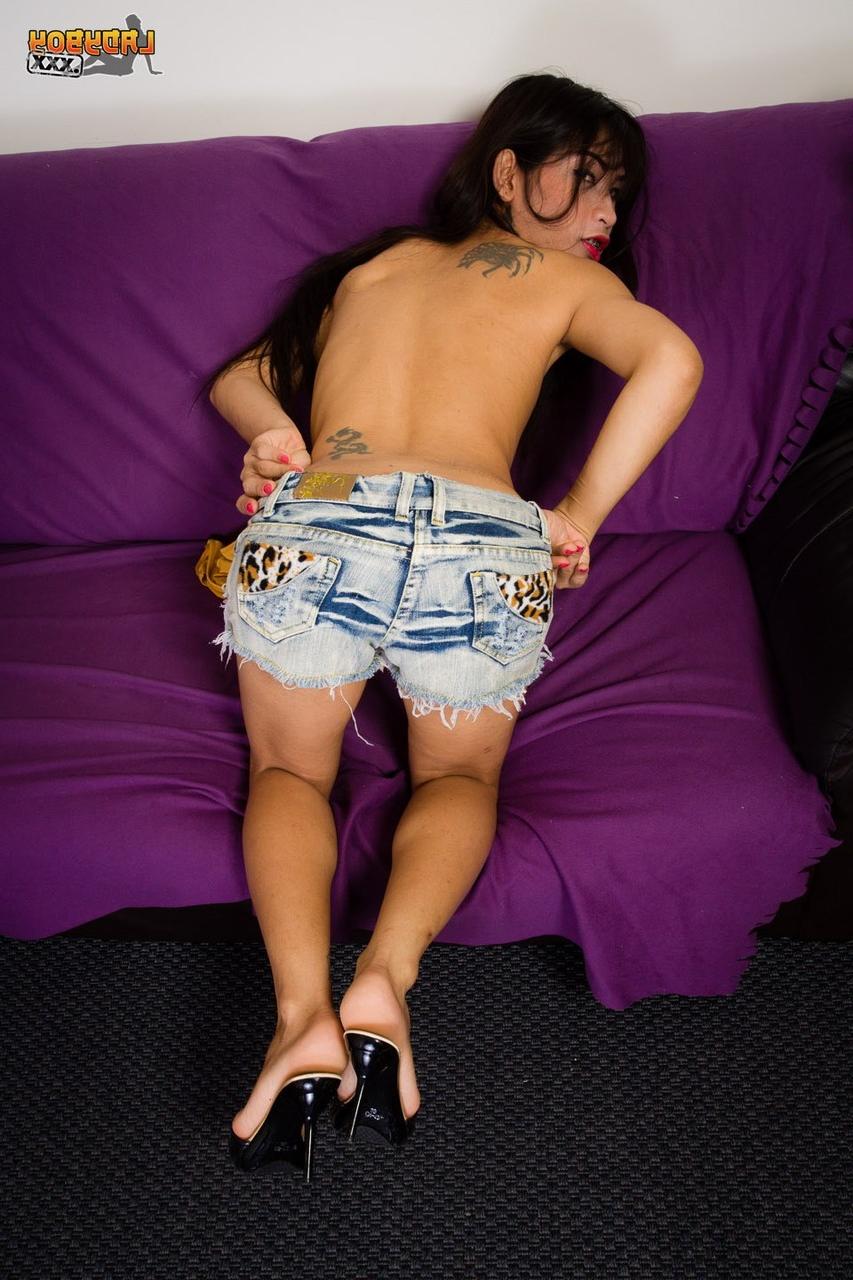 16P asiática tgirl alegre