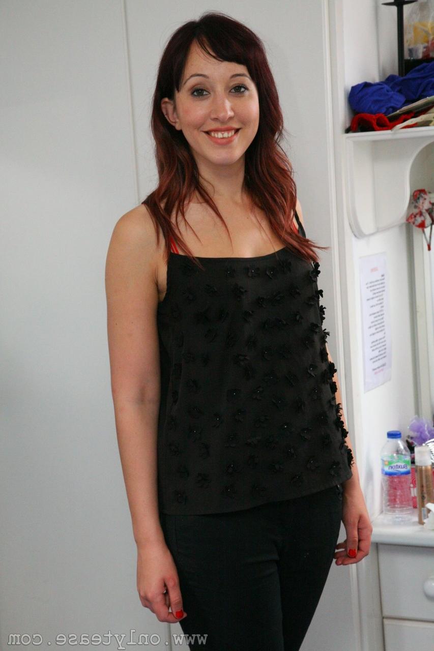 20P Beautiful amateur babes pose in provocative attire while getting dressed