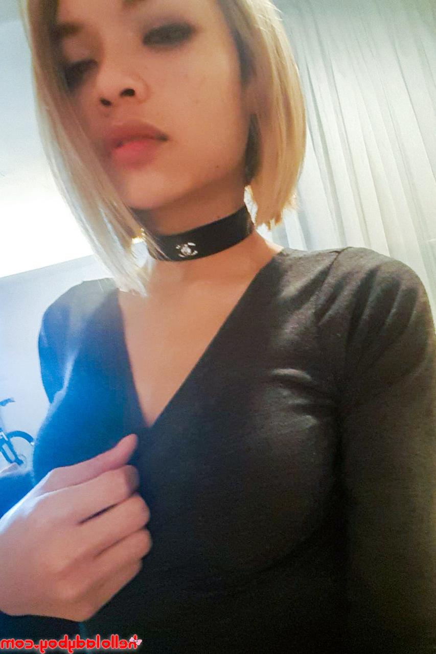20P Hello Ladyboy 