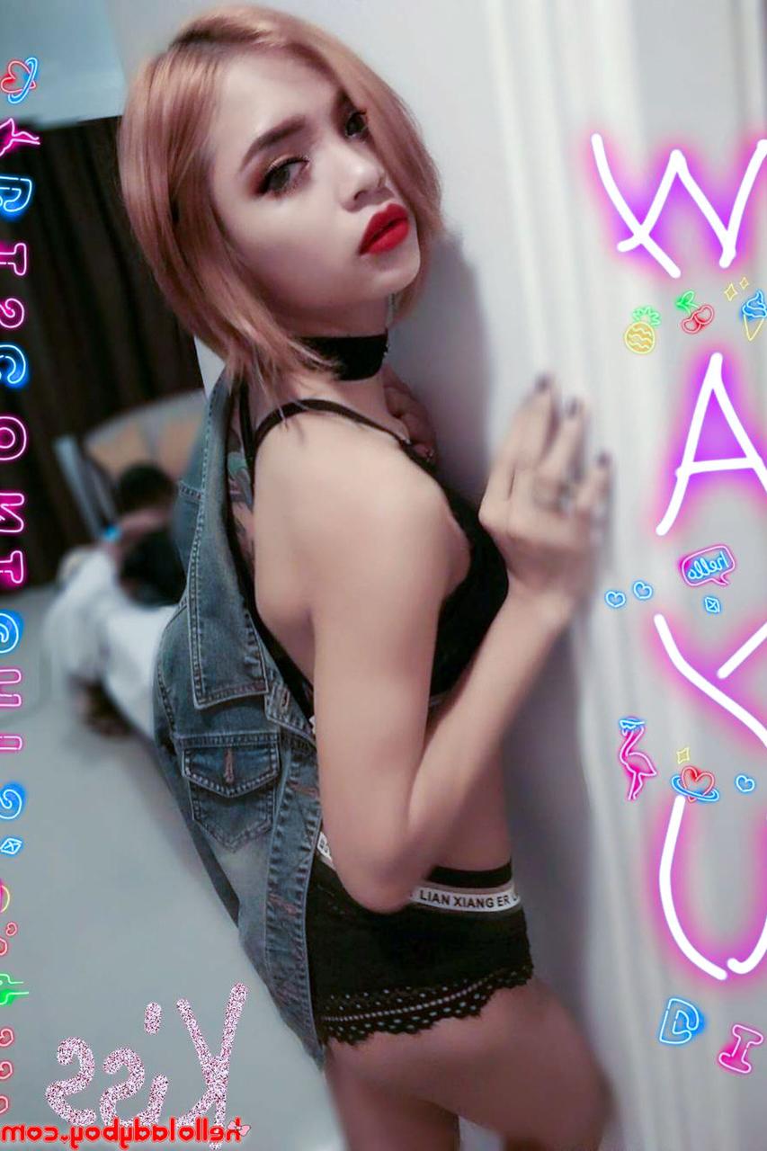 20P Hello Ladyboy 