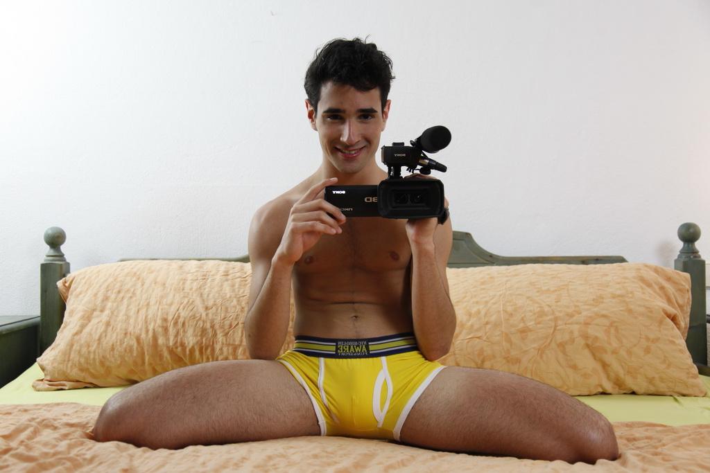 17P Chicos gays cachondos Dick Casey y Mark Nill divirtiéndose oral y anal
