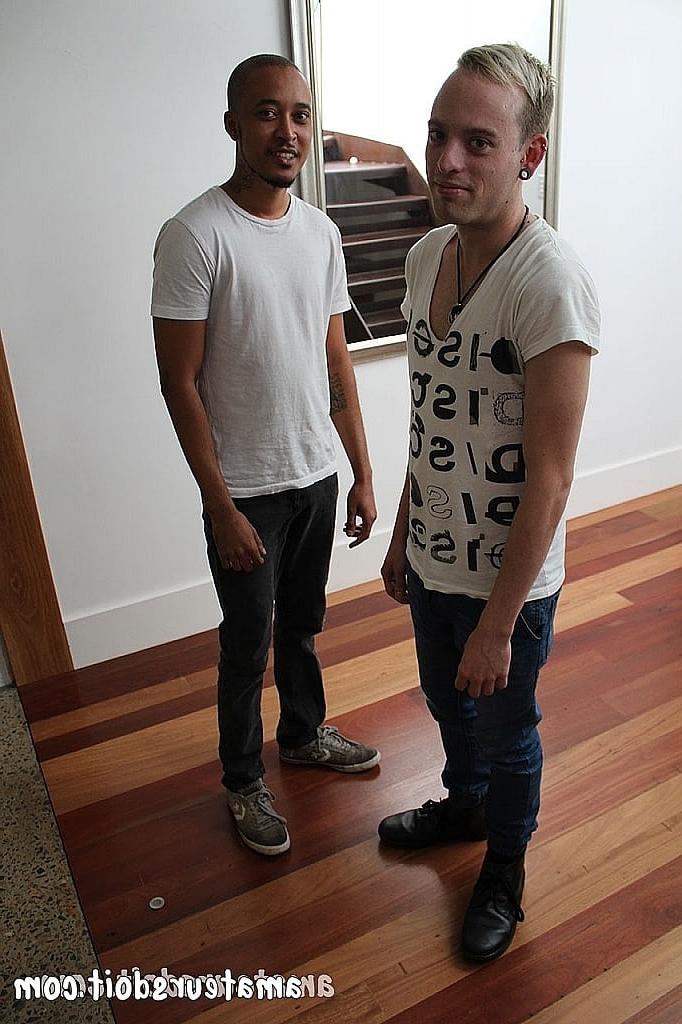 20P Gay friends Hunter Hashtag & Jett suck each other's dick & have anal sex