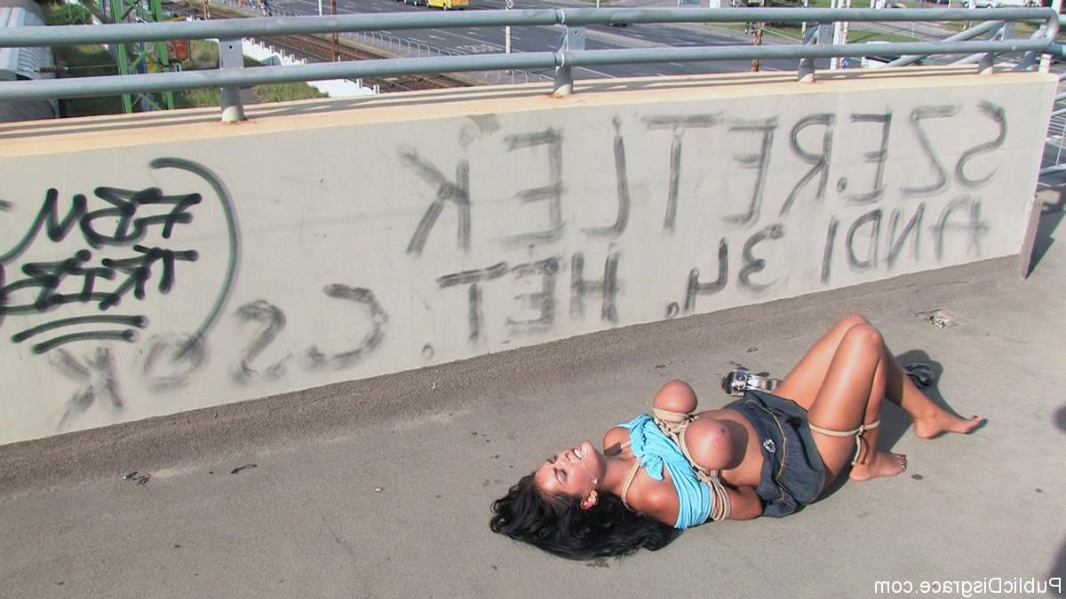 19P Desgraça Pública Negra Yasmin