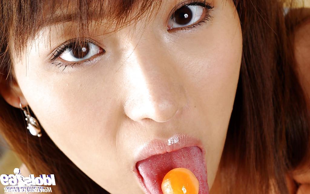 16P Pretty asian hottie with sexy ass Amu Masaki slipping off her lingerie