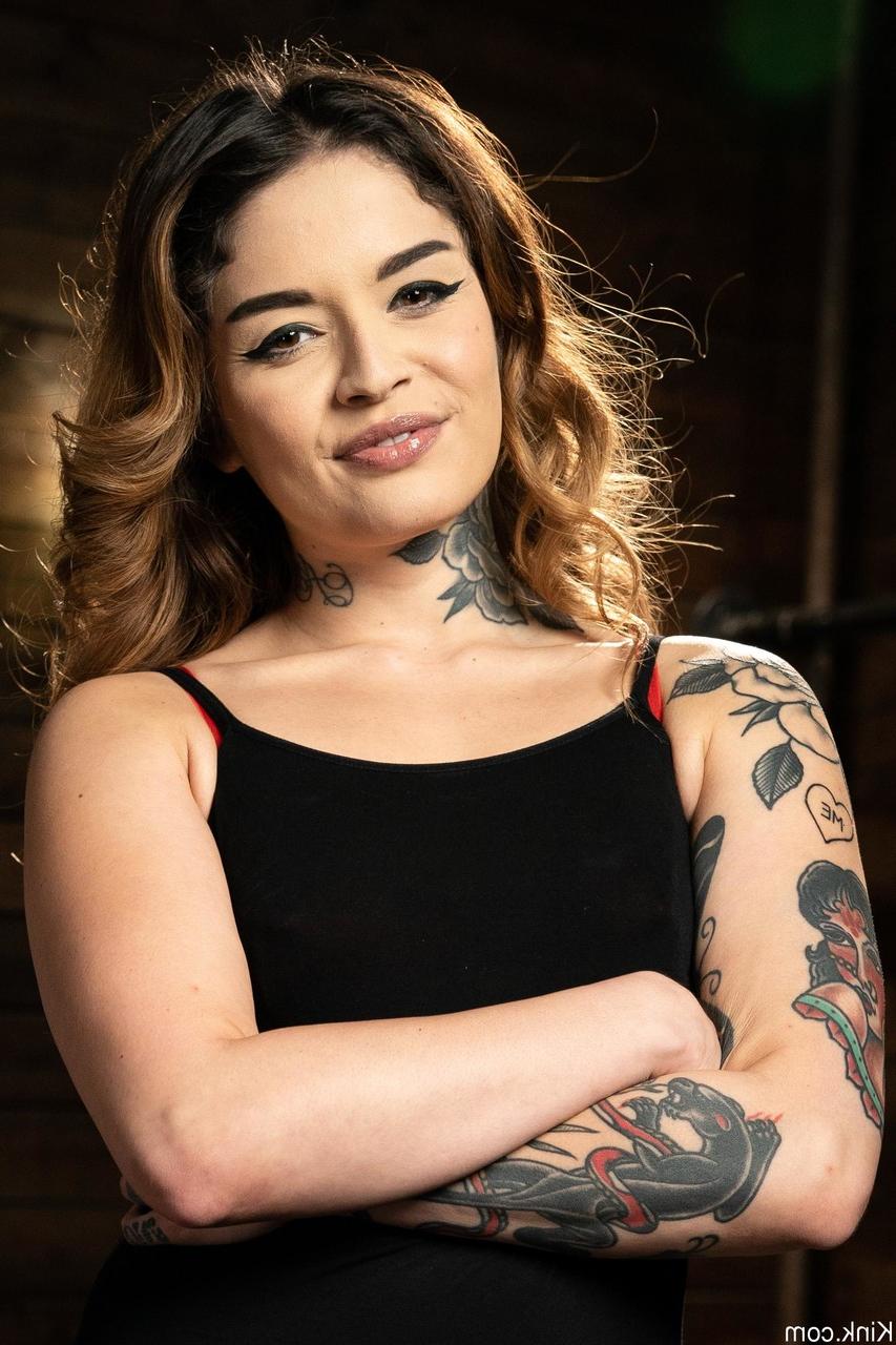 20P Dispositivo Bondage El Papa, Vanessa Vega