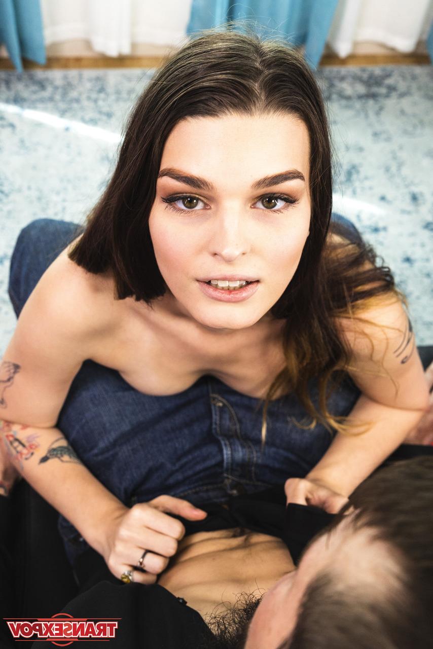 16P Transex POV Ásia Belle