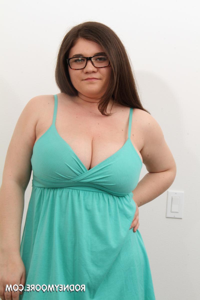 20P Chubby beauty Aurora strips naked and flaunts her big tits and monster ass