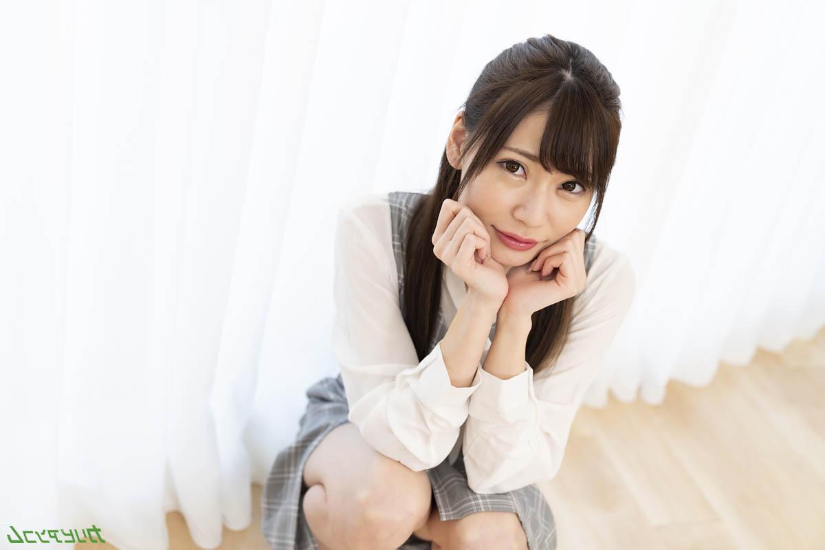 20P A bela japonesa Nami Amuro leva seu castor aparado socado e envergonhado