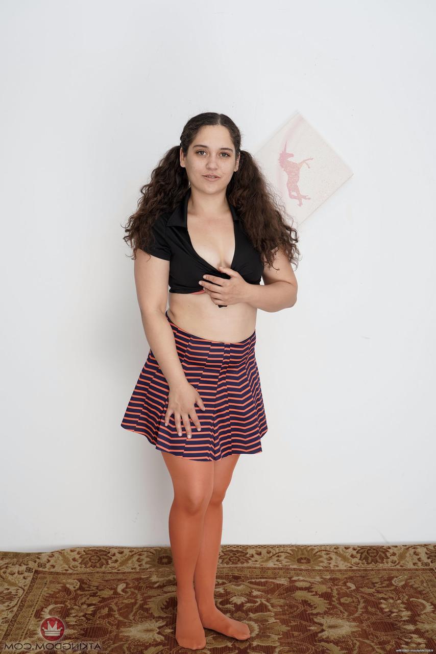 20P Curvy babe Ziggy Star spreads her hairy pussy after a sexy striptease
