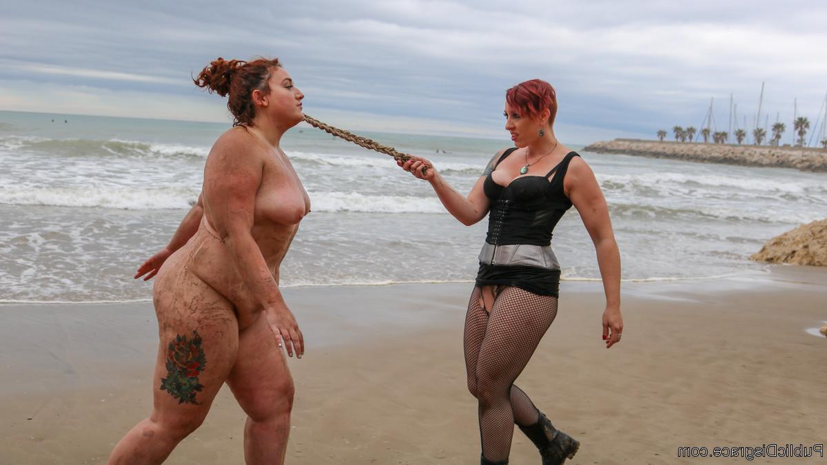 20P Slutty BBW Mimosa eats pussy while buried up to her neck in a kinky BDSM scene
