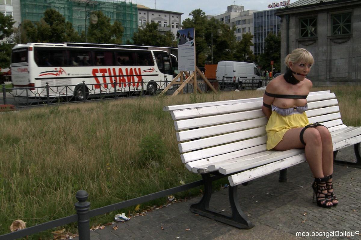 20P Public Disgrace Tommy Pistol, Uma Masome