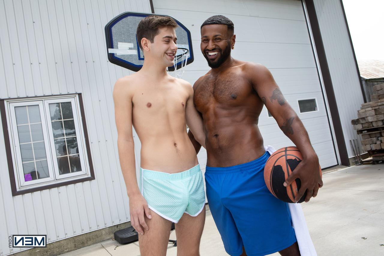 13P Hombres Com Joey Mills, Braxton Cruz