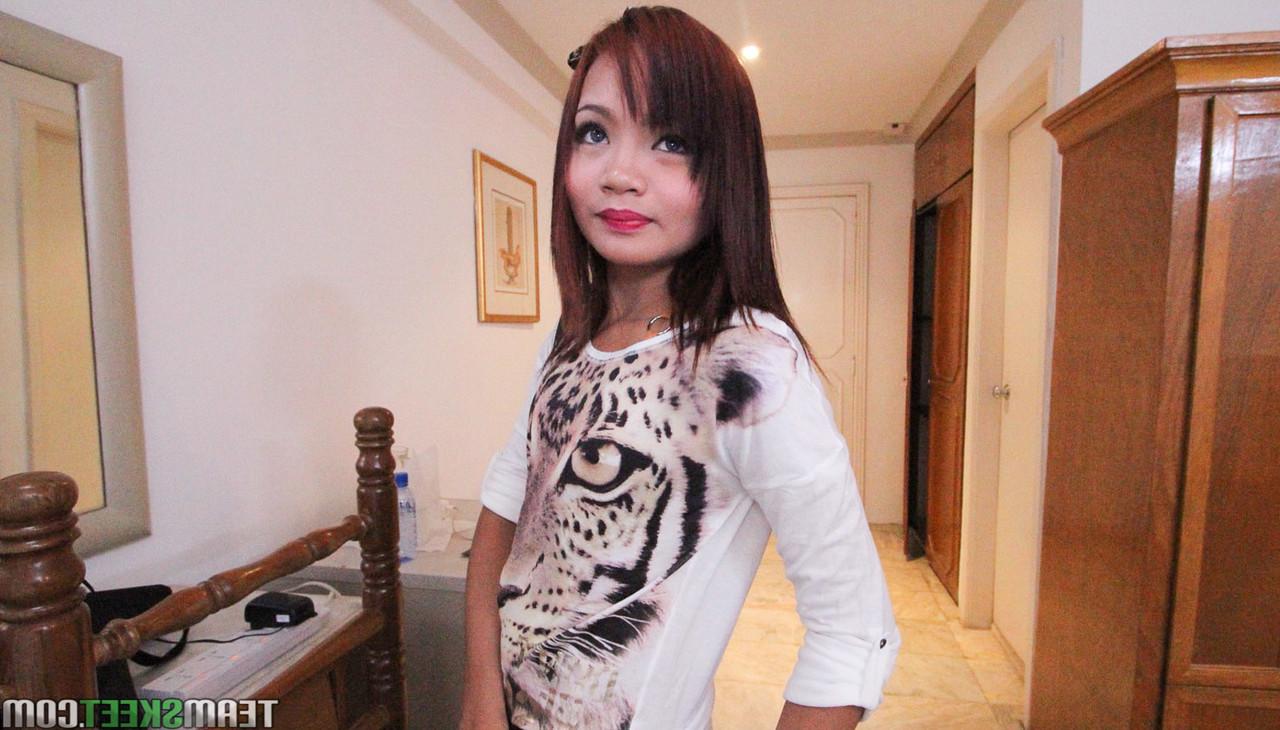 18P Sweet Asian Felicity shows perfect small ass & tiny pussy before handjob