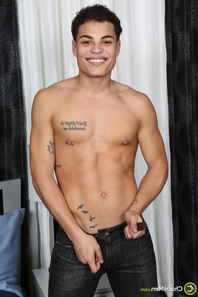 20P Handsome gay hottie Dimitri Porter unveiling his lean body & uncut dick