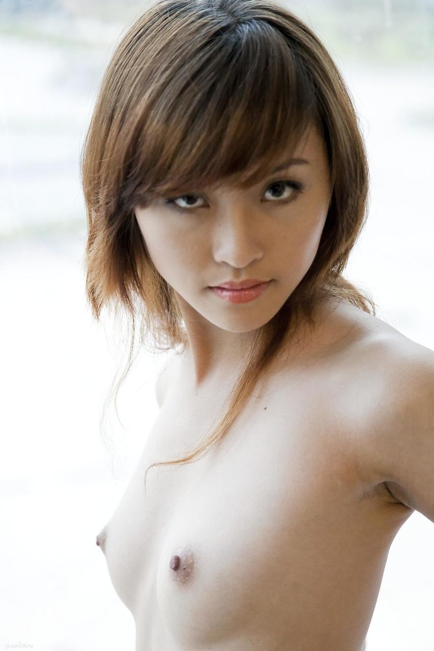 20P Erotische Schönheit Lavinia Chan