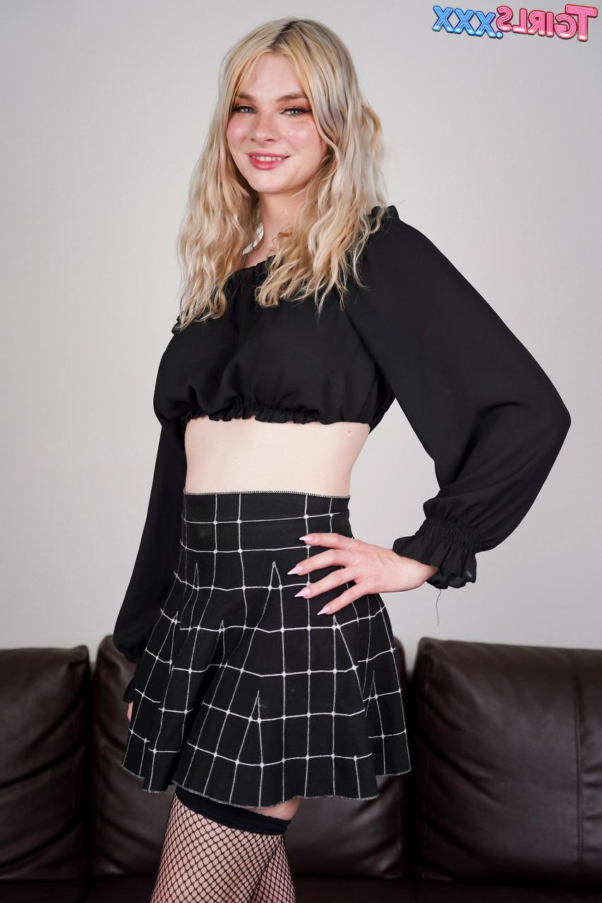 16P TGirls XXX Minx Maven