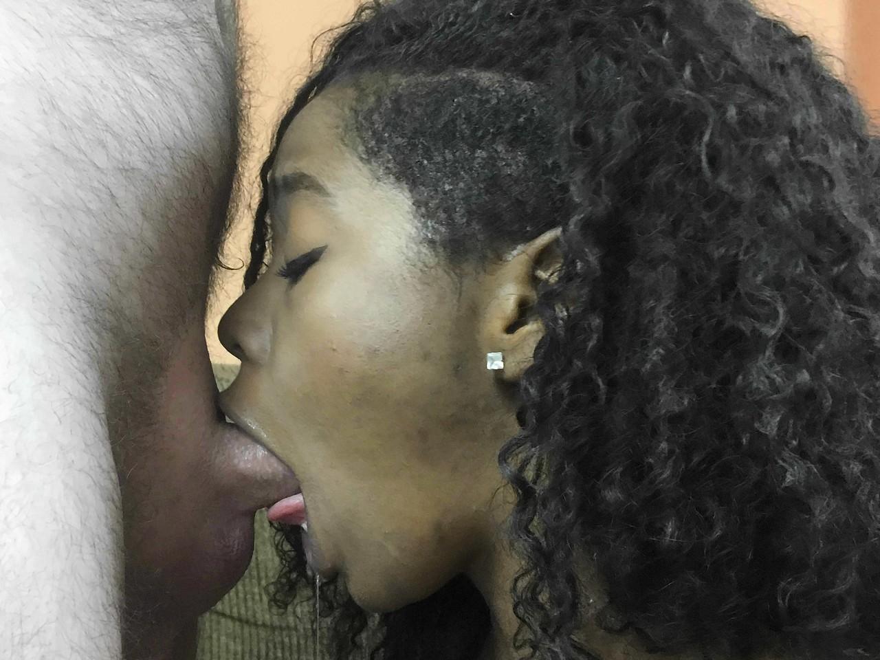 20P Curvy ebony Layla Finesse undresses & sucks an old man's small white dick