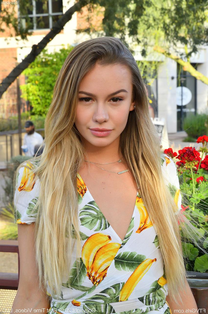 20P FTV Filles Naomi Swann