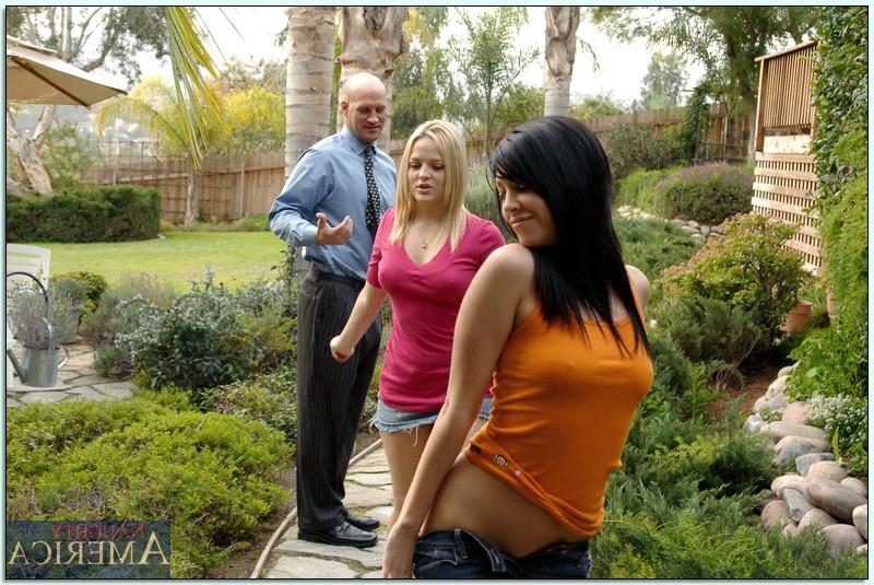 16P Roxy Deville and Alexis Texas sharing one cock in hot reality banging