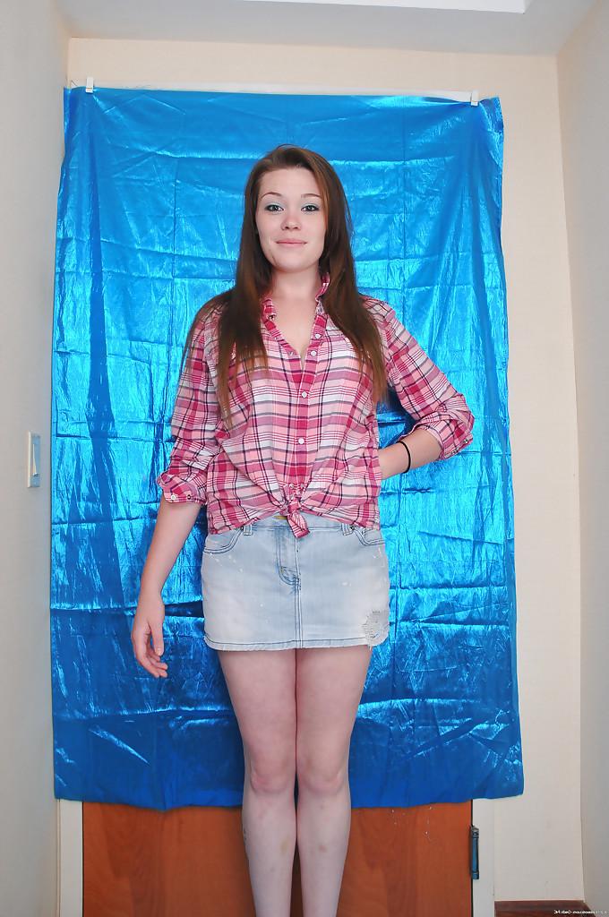 16P Close up undressing scene features saggy tits of an amateur girl Margot