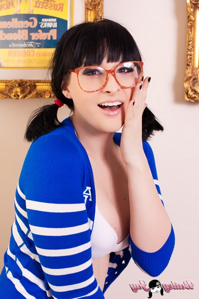 12P TS Bailey Jay aufgeführt von Sorority Cunt Nude Images