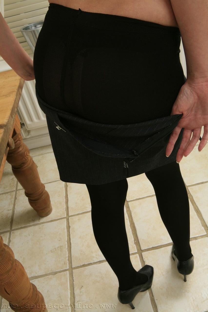 20P Slender blonde Andrea stripping on the wooden table and posing in pantyhose