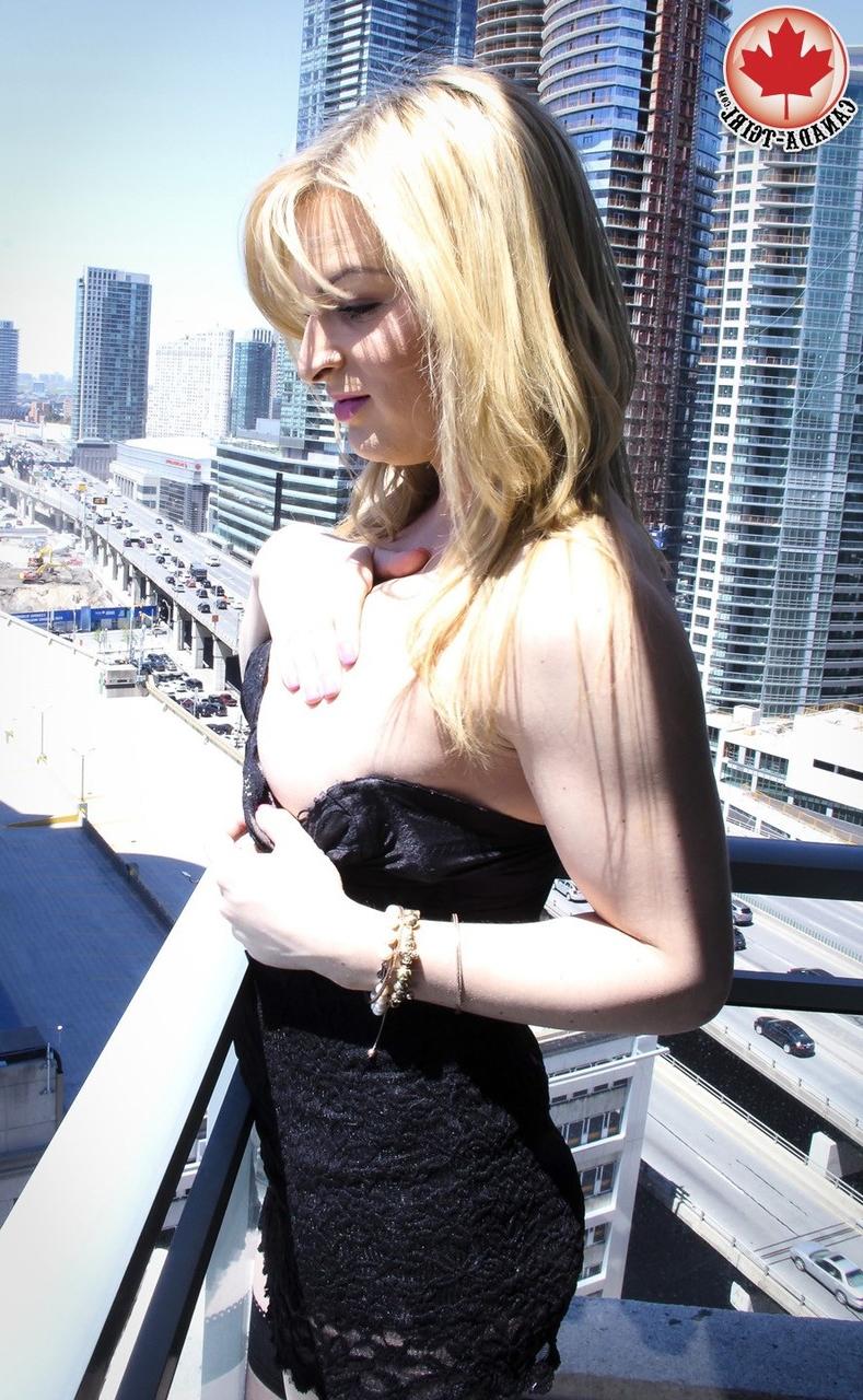 16P Canadá TGirl Tila